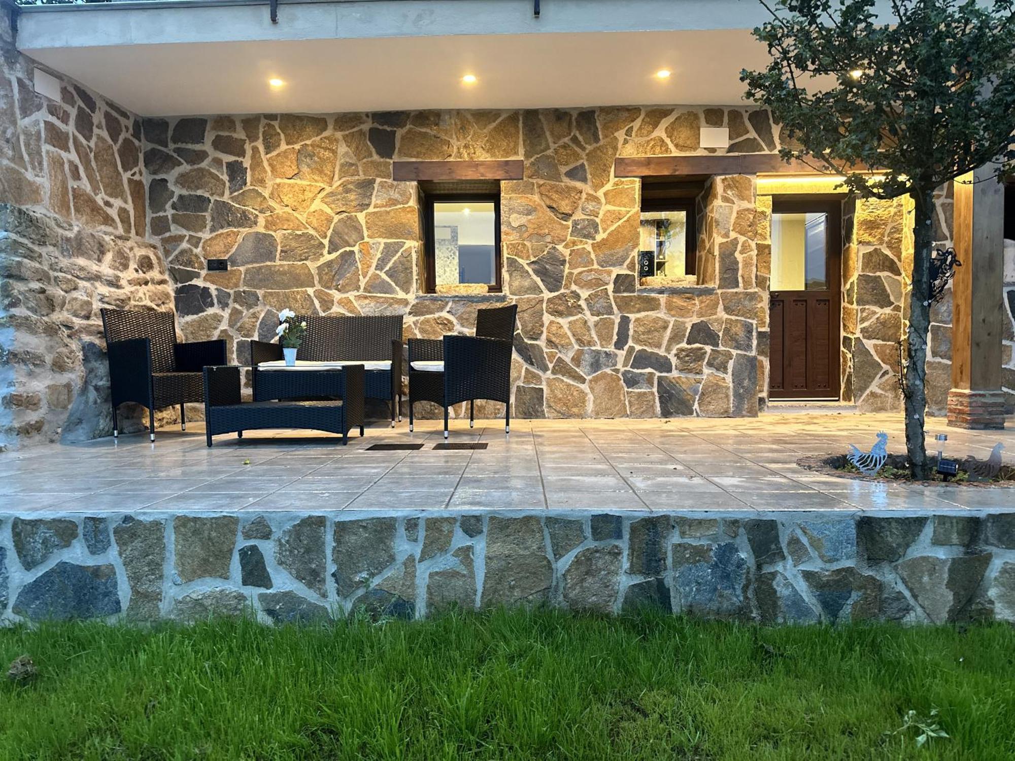 Almastur Rural Vila Siero Exterior foto