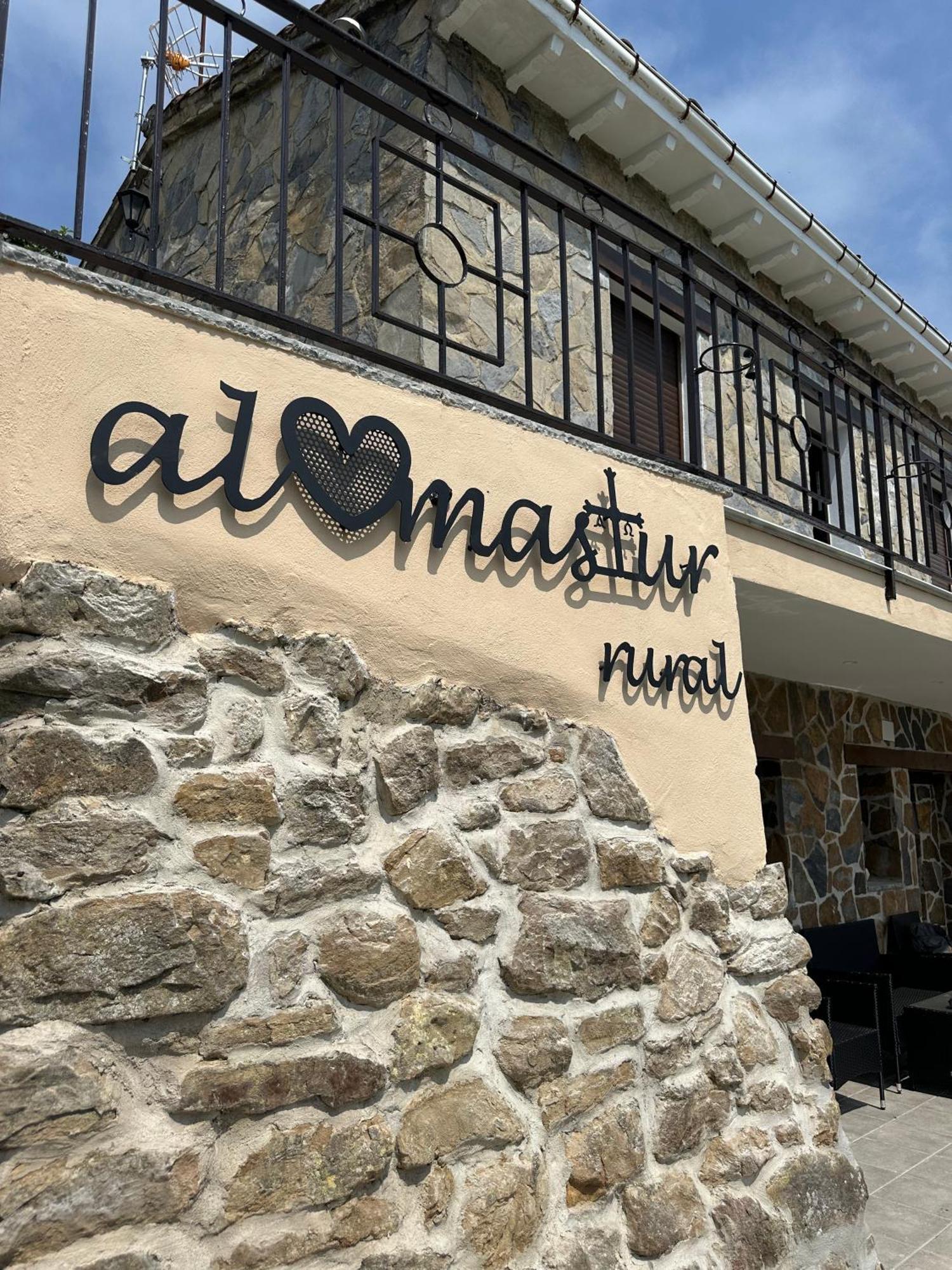 Almastur Rural Vila Siero Exterior foto
