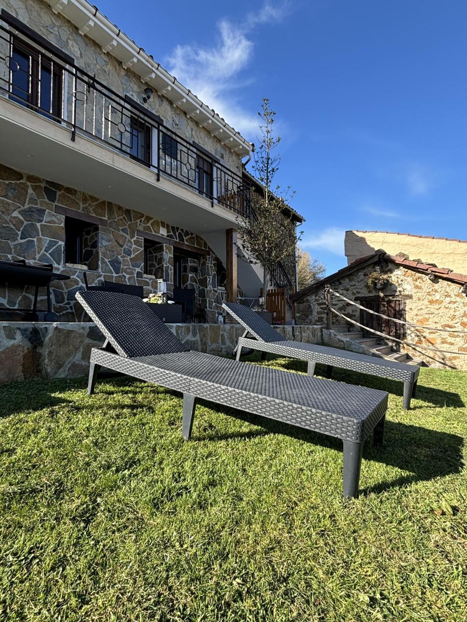 Almastur Rural Vila Siero Exterior foto